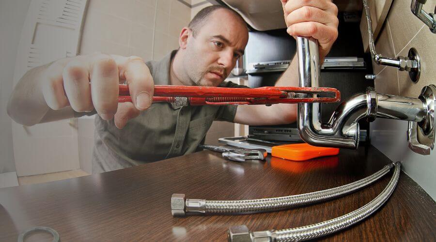 Expert burst pipe repair services in Dunmore, WV